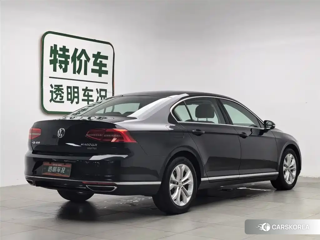 Volkswagen Magotan id 4577812 из Китая 17