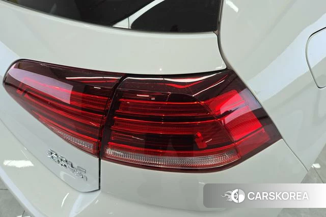 Volkswagen Golf id 4219980 из Китая 10