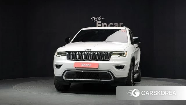 Jeep Grand Cherokee id 4594682 из Кореи 23