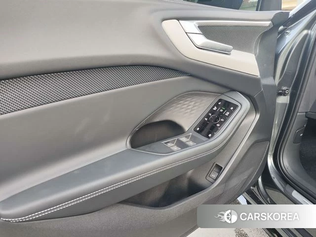 Audi A5L id 4335110 из Китая 10