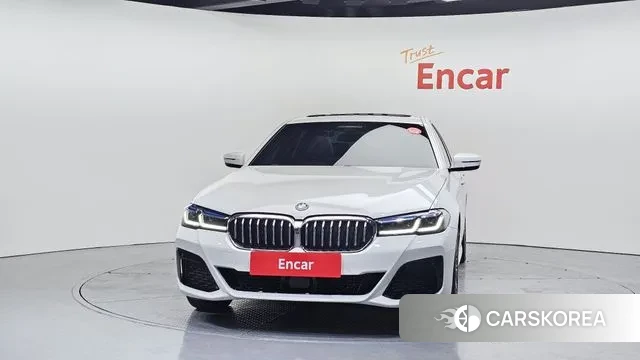 BMW 5 Series (G30) id 3639341 из Кореи 13