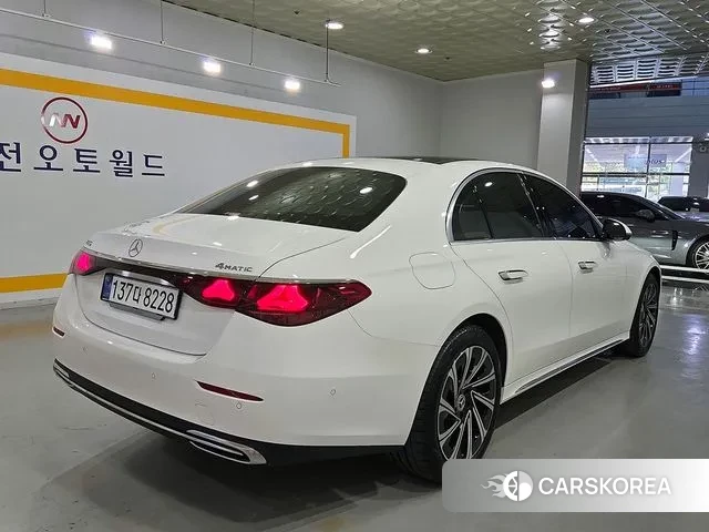 Mercedes-Benz E-Class W214 id 3109430 из Кореи 13