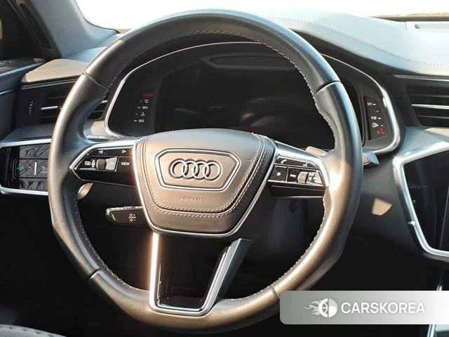 Audi A6L id 4272793 из Китая 9