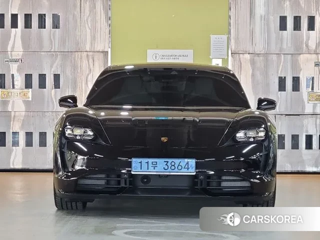 Porsche Taycan id 3472918 из Кореи 13