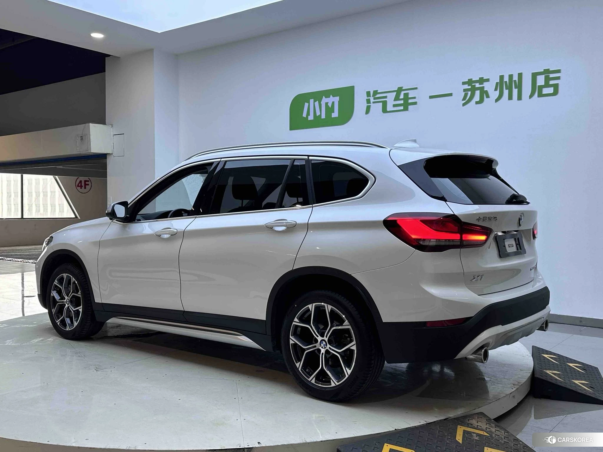 BMW X1 id 4510480 из Китая 14