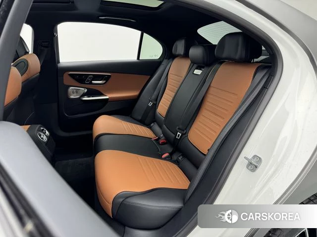 Mercedes-Benz Class C id 4353427 из Китая 21
