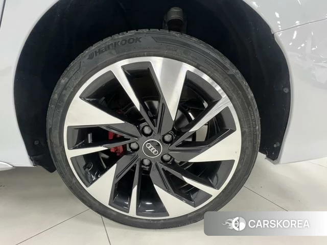 Audi A3 id 4301673 из Китая 16