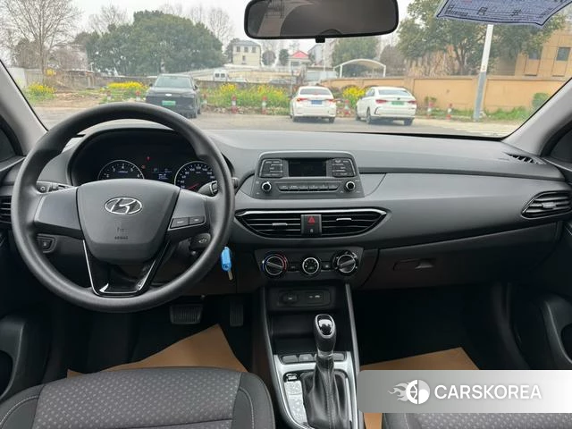Hyundai Yuedong 2021 Белый из Китая, фото 3