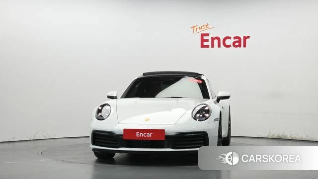 Porsche 911(992) id 4456277 из Кореи 23