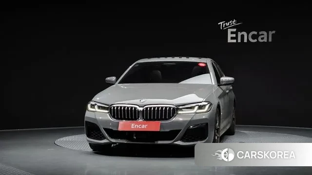 BMW 5 Series (G30) id 3058599 из Кореи 13