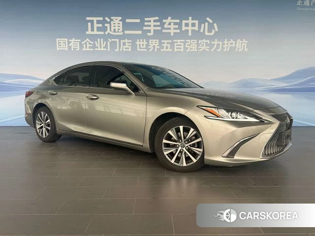 Lexus ES id 4301714 из Китая 19