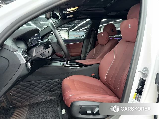 BMW 5 series PHEV id 4253857 из Китая 11