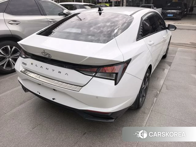 Hyundai Elantra id 4290612 из Китая 8