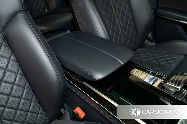 Audi S8 id 4314813 из Китая 16