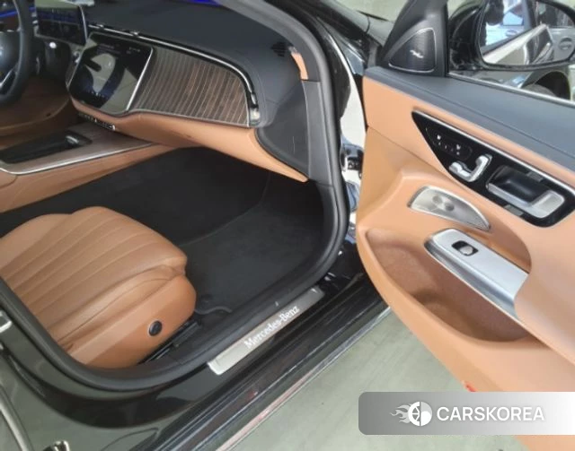 Mercedes-Benz E-Class W214 2025 Черный из Кореи, фото 3