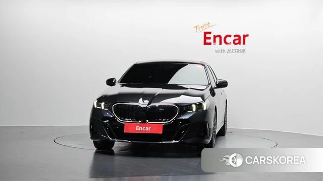 BMW 5 Series (G60) id 4527459 из Кореи 23