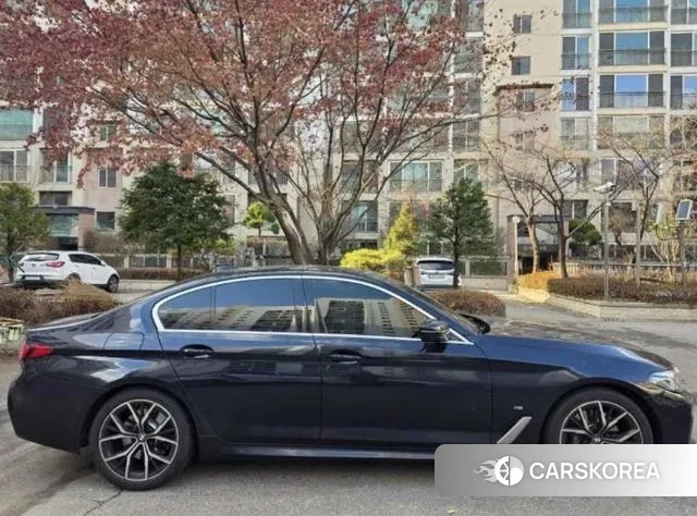 BMW 5 Series (G30) 2021 Черный из Кореи, фото 4