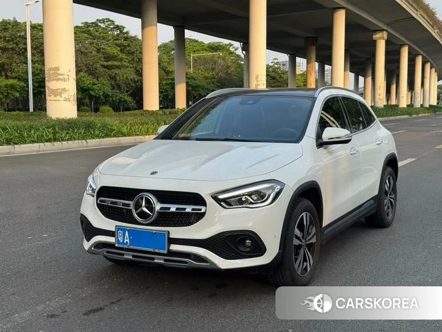 Mercedes-Benz GLA 2023 Белый из Китая, фото 4