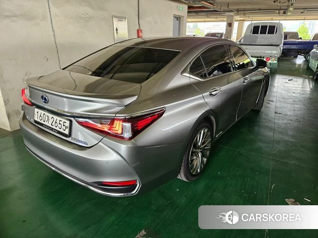Lexus ES300h 7th generation id 4396360 из Кореи 12
