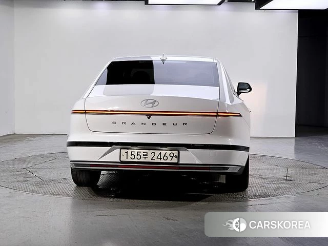 Hyundai Grandeur (GN7) id 3831180 из Кореи 13