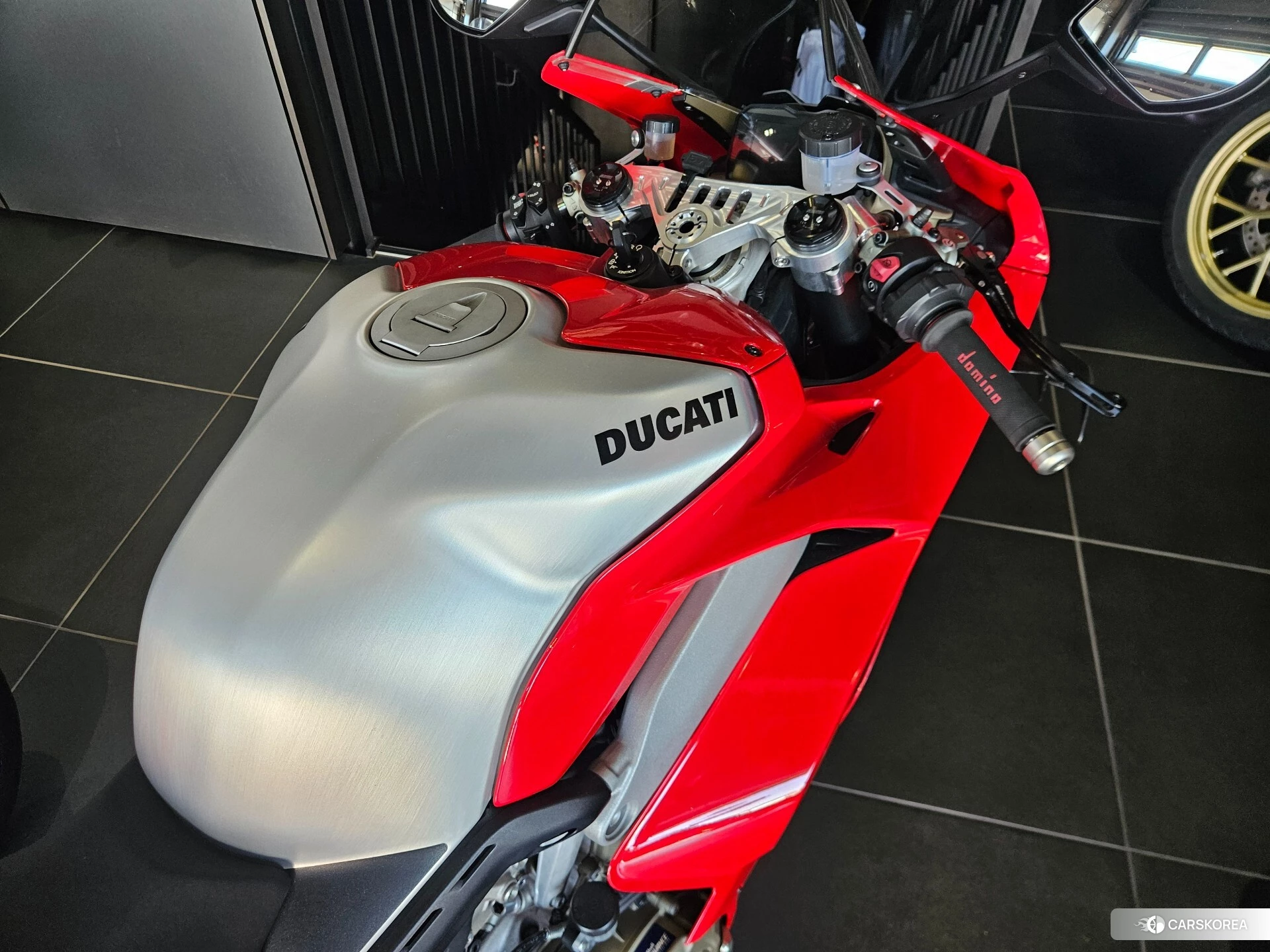 Ducati PANIGALE V4 2019 из Японии, фото 4