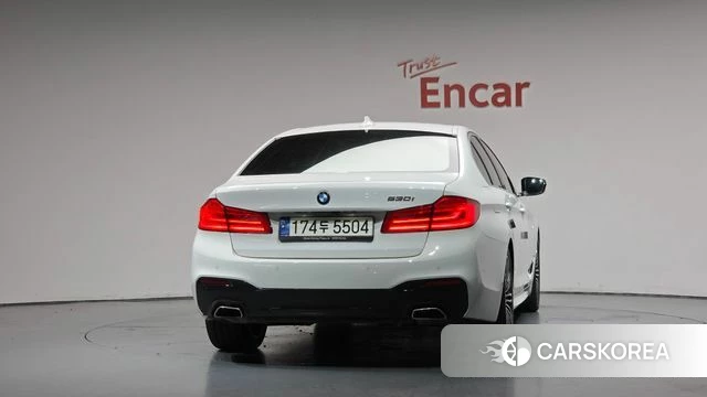 BMW 5 Series (G30) id 4683759 из Кореи 23