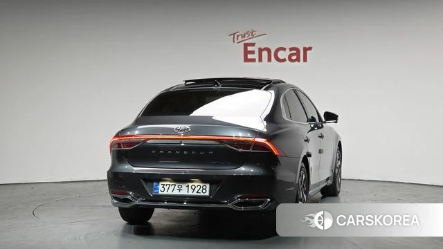 Hyundai The New Grandeur IG Hybrid id 3893041 из Кореи 13