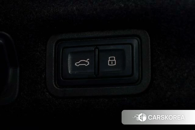 Audi A7L id 4273498 из Китая 23