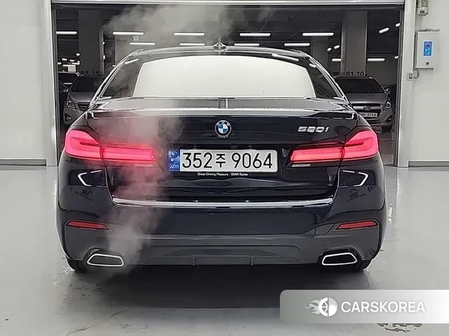 BMW 5 Series (G30) id 3523816 из Кореи 11