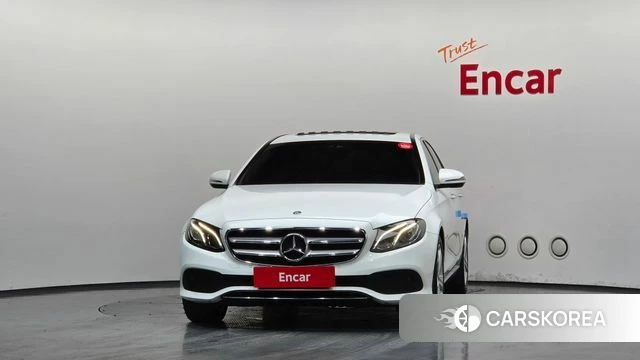 Mercedes-Benz E-Class W213 id 4732979 из Кореи 23