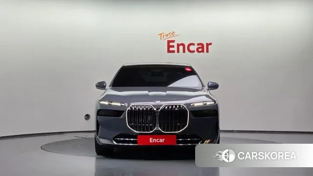 BMW 7 Series (G70) id 3058143 из Кореи 13