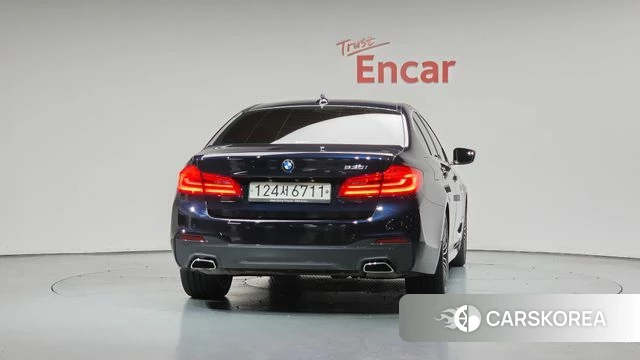 BMW 5 Series (G30) id 4551111 из Кореи 23