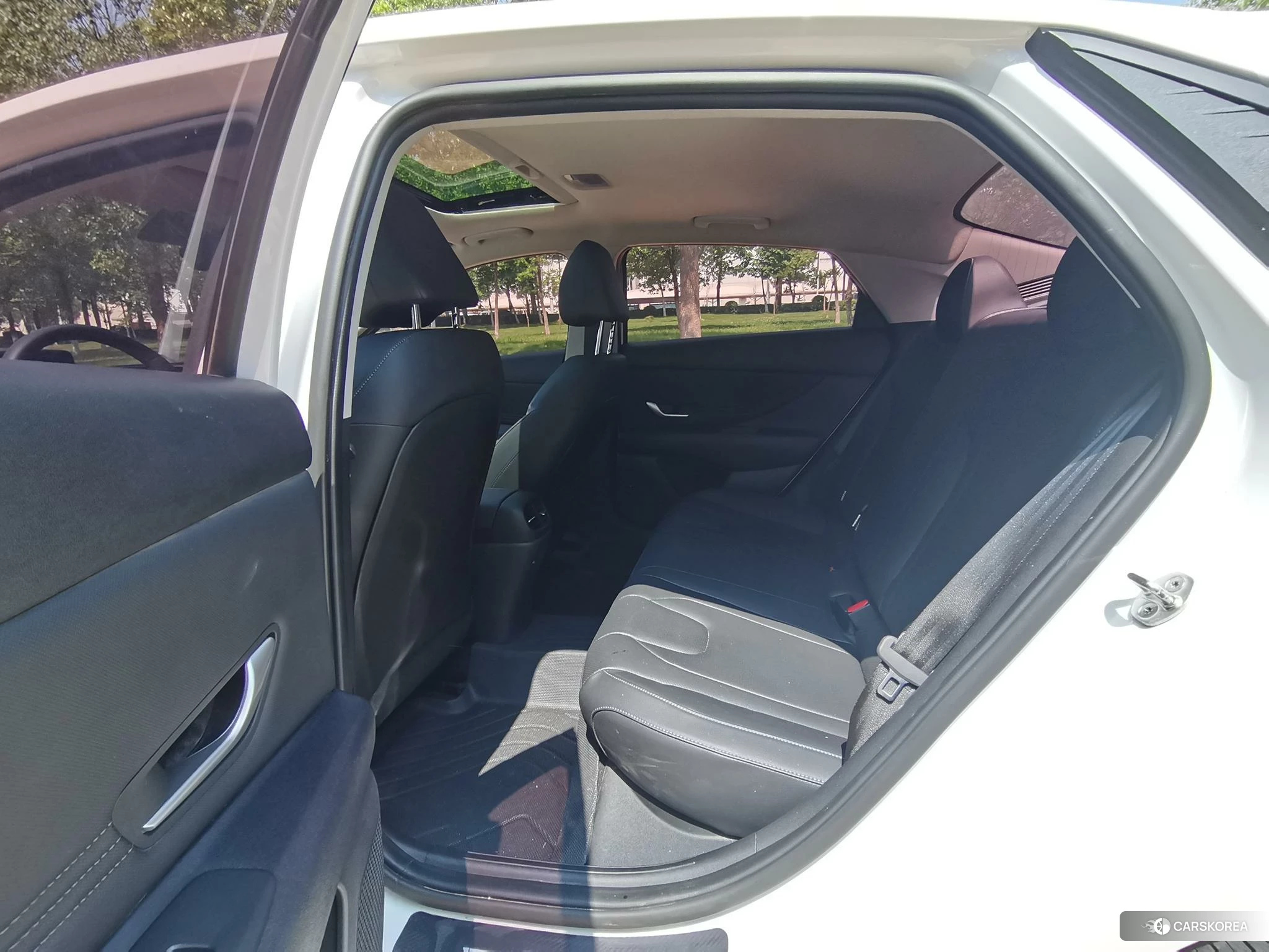 Hyundai Elantra id 4468002 из Китая 9