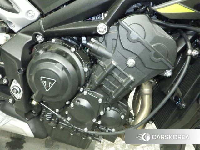 Engine photo
