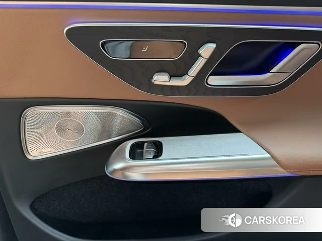 Mercedes-Benz E-class id 4274361 из Китая 8
