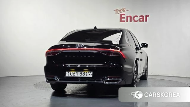 Hyundai The New Grandeur IG Hybrid id 4410295 из Кореи 23