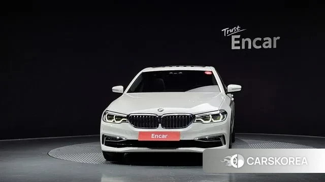 BMW 5 Series (G30) id 3514662 из Кореи 13