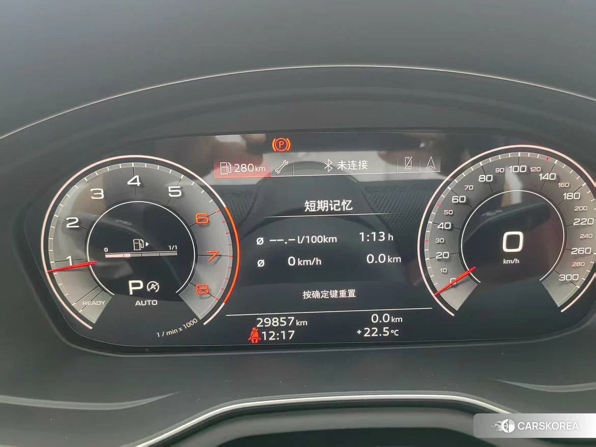 Audi A4L id 4455745 из Китая 11