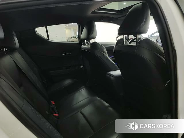 Toyota IZOA id 4208894 из Китая 16