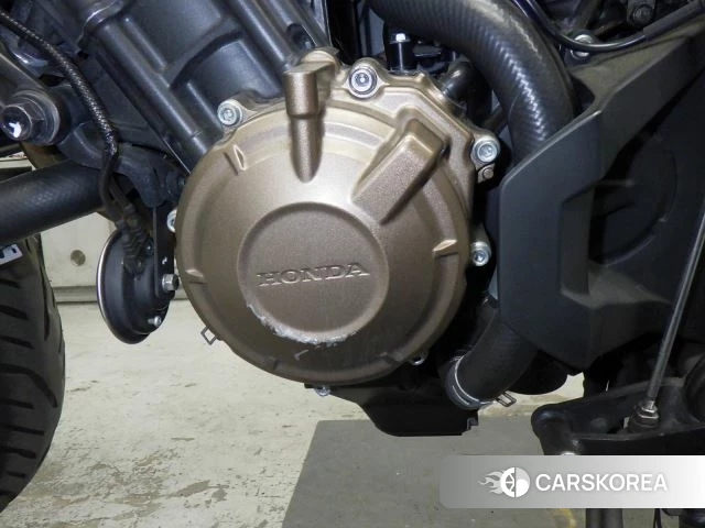 Engine photo