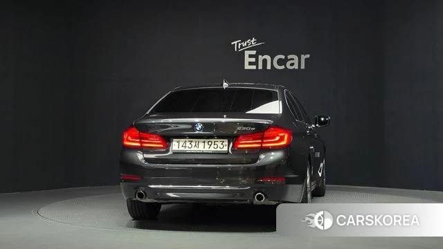 BMW 5 Series (G30) id 4662429 из Кореи 23