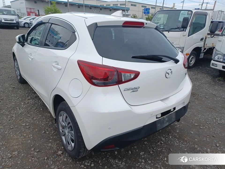 Mazda Demio 2019 из Японии, фото 3