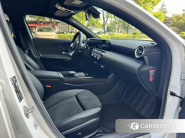 Mercedes-Benz Class A 2021 Белый из Китая, фото 5
