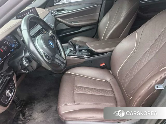 BMW 5 series PHEV id 4266068 из Китая 7