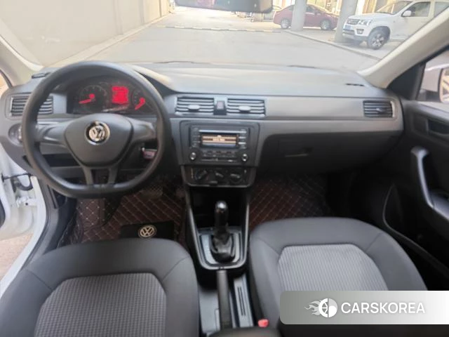 Volkswagen Santana 2022 Белый из Китая, фото 3