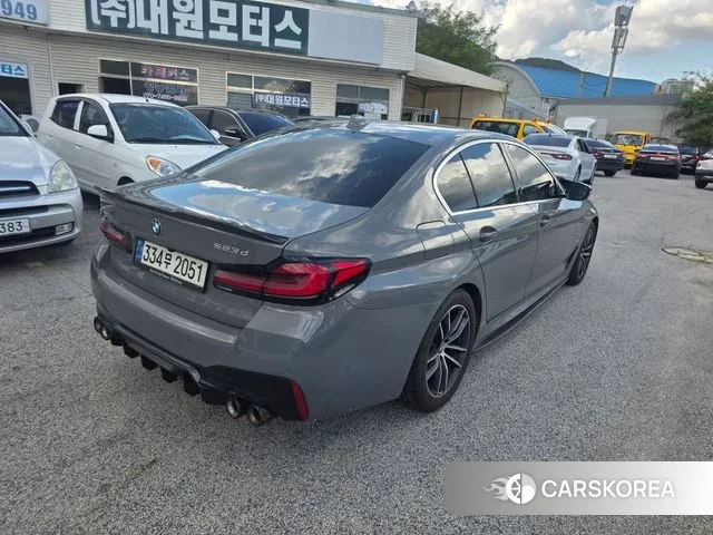 BMW 5 Series (G30) id 3385184 из Кореи 13