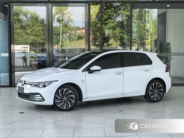 Volkswagen Golf 2022 Белый из Китая, фото 6