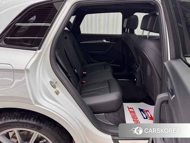 Audi Q5L id 4259327 из Китая 17