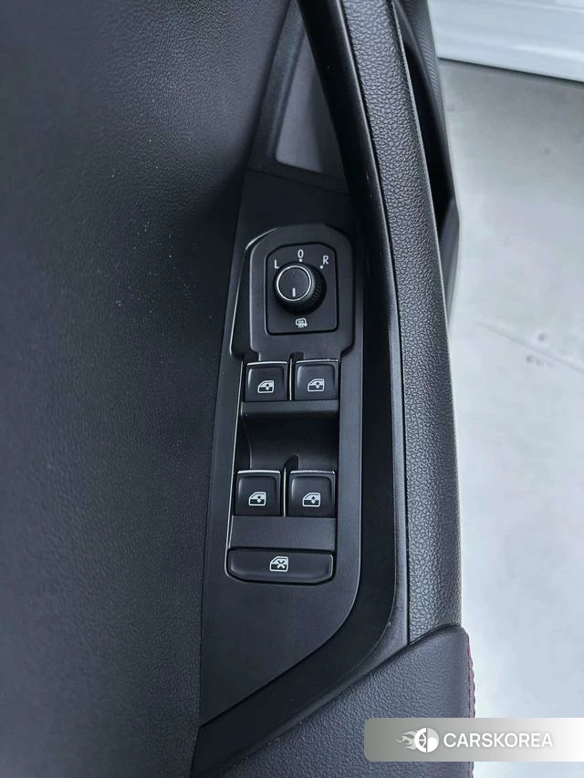 Skoda Krok id 4374710 из Китая 17