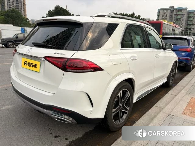 Mercedes-Benz GLE PHEV 2023 Белый из Китая, фото 3